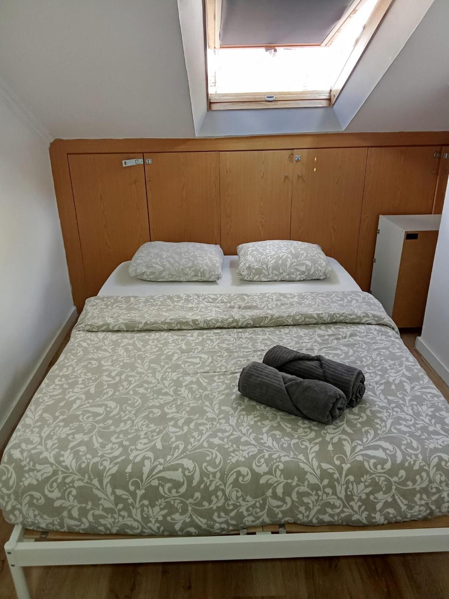 Bica Mini Hostel Lisboa Екстериор снимка